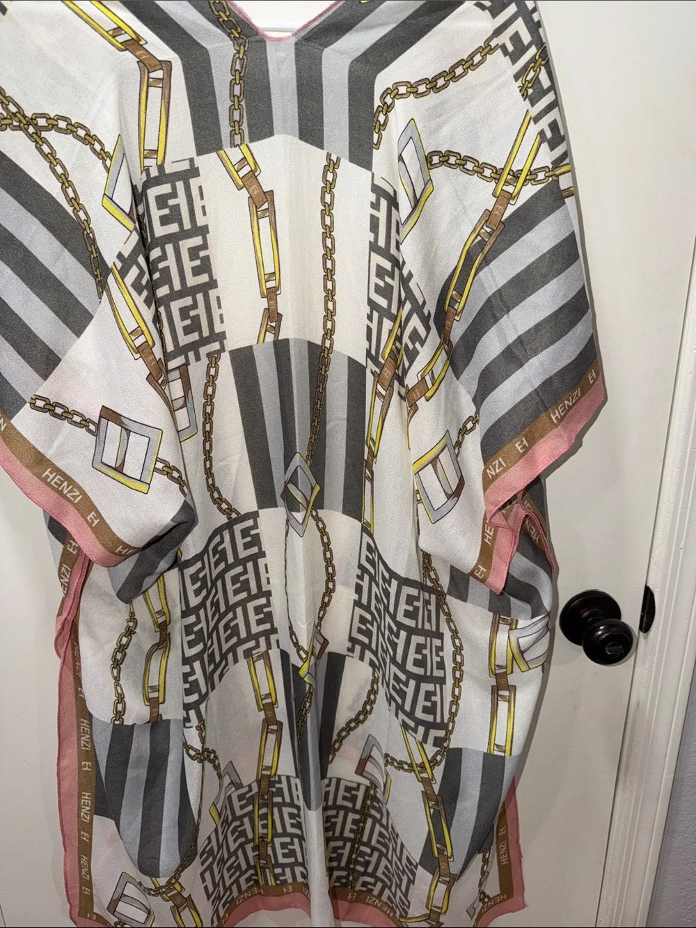 Zhenzi Gray & White Striped Chain-Print Kimono with Pink Trim